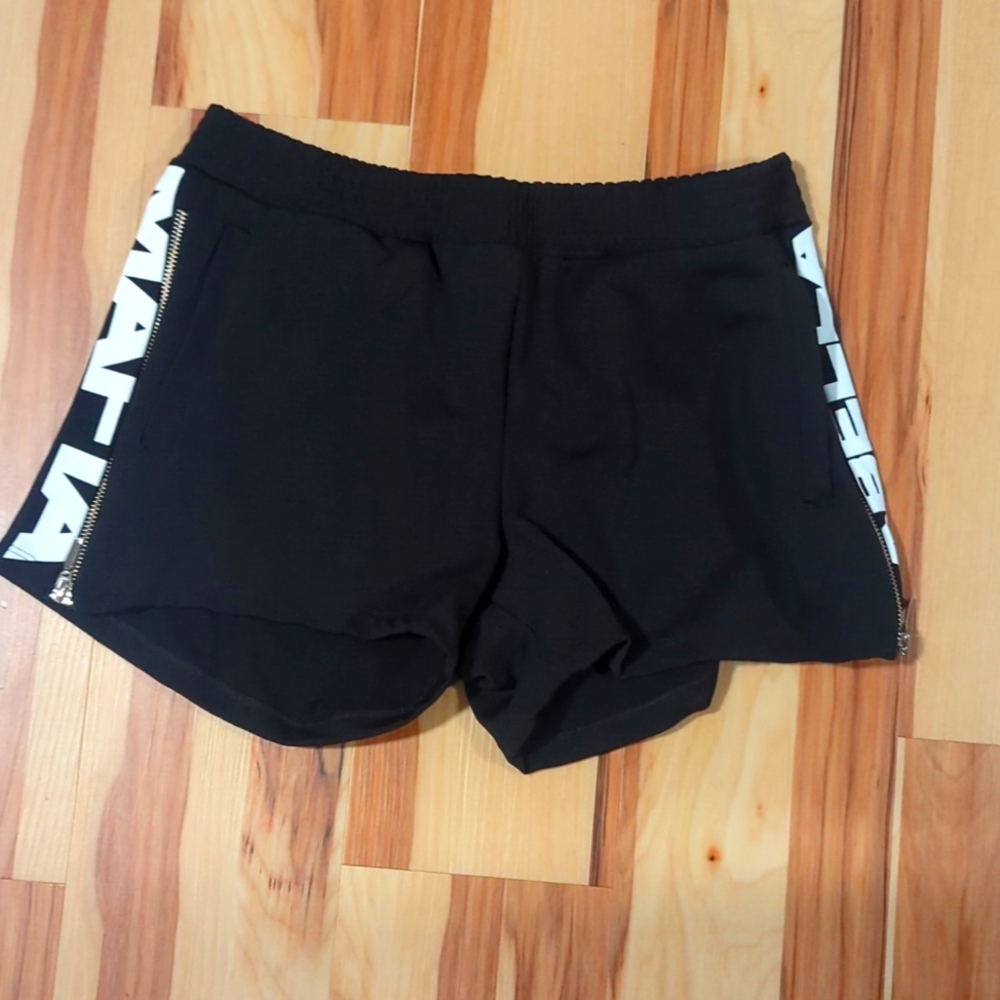 Zip up shorts